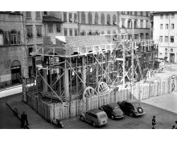 1955 03512 ricostruzione logge del pesce in piazza dei Ciompi 