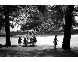 1953 0051 bambini a Lucca