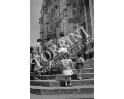 1953 0122  Bambini  Piazza Santa Croce