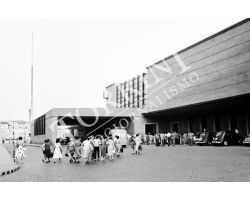 1953 2887 Firenze  Piazza Stazione 