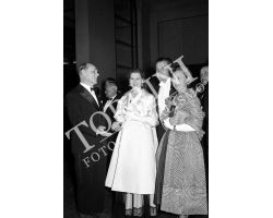 1953 0646 foyer del teatro Comunale 