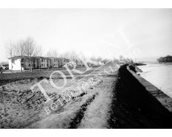 1955 0434 isolotto arno