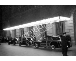 1953 0663 esterno del teatro Comunale 
