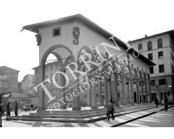 1955 07342 foto storiche firenze logge del Pesce in piazza dei Ciompi