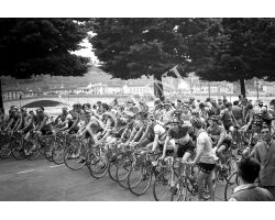 1953 1640 corsa  ciclistica campionato toscano ciclismo   ponte alla Vittoria