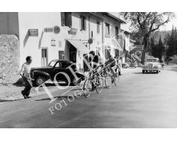 1955 3429 gara ciclistica a Pratolino ristorante Zocchi CICLISMO