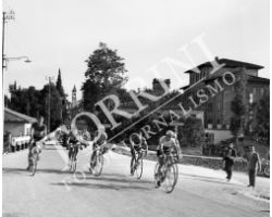 1955 05551 giro della Toscana dilettanti ciclismo Casentino