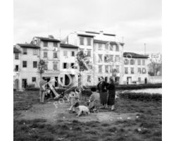 1959 03509 Foto storiche Firenze ragazzi in piazza Tasso   san frediano