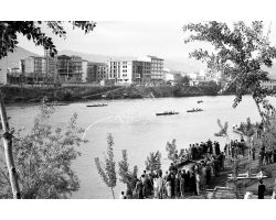 1957 04121 Canottieri in arno Lungarno Colombo Bellariva