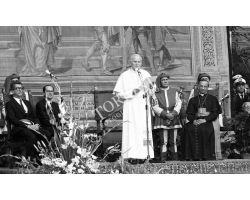 Foto storiche Firenze  Papa Wojtyla Giovanni Paolo II alla Loggia dell\' Orcagna
