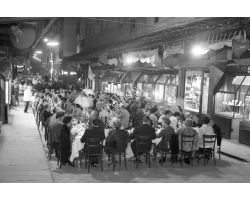 Foto storiche Firenze  cena degli orafi sul ponte vecchio