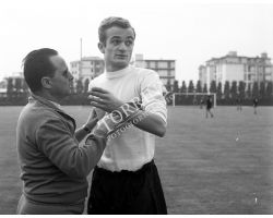 Foto storiche 1964  08900   Fabbri con  Mazzola raduno Nazionale a Coverciano