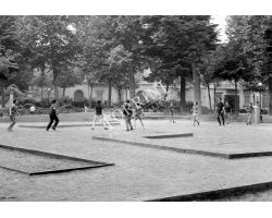 1962 06599 Giardino in piazza d\'Azeglio