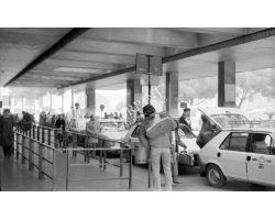 Taxi alla stazione SMN