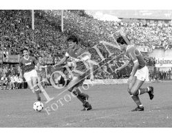 84 85 Fiorentina Avellino Monelli