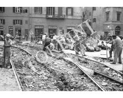 Rimozione rotaie tram ATAF dal Duomo lavoro