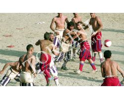 Calcio storico rossi bianchi